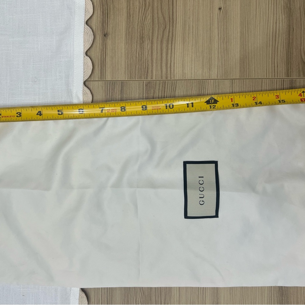 Gucci White Dust Bag
